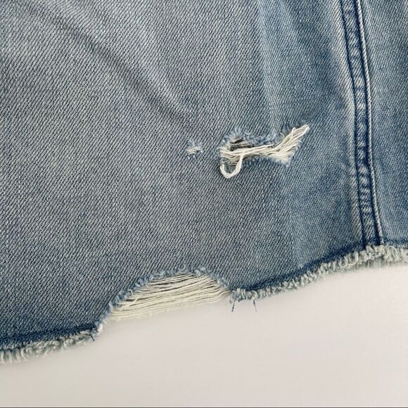 GAP Denim Girl’s High Rise Light Wash Destructed Denim Jean Skirt Size 14 - Picture 4 of 12